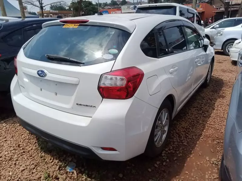Subaru Impreza   - 2014