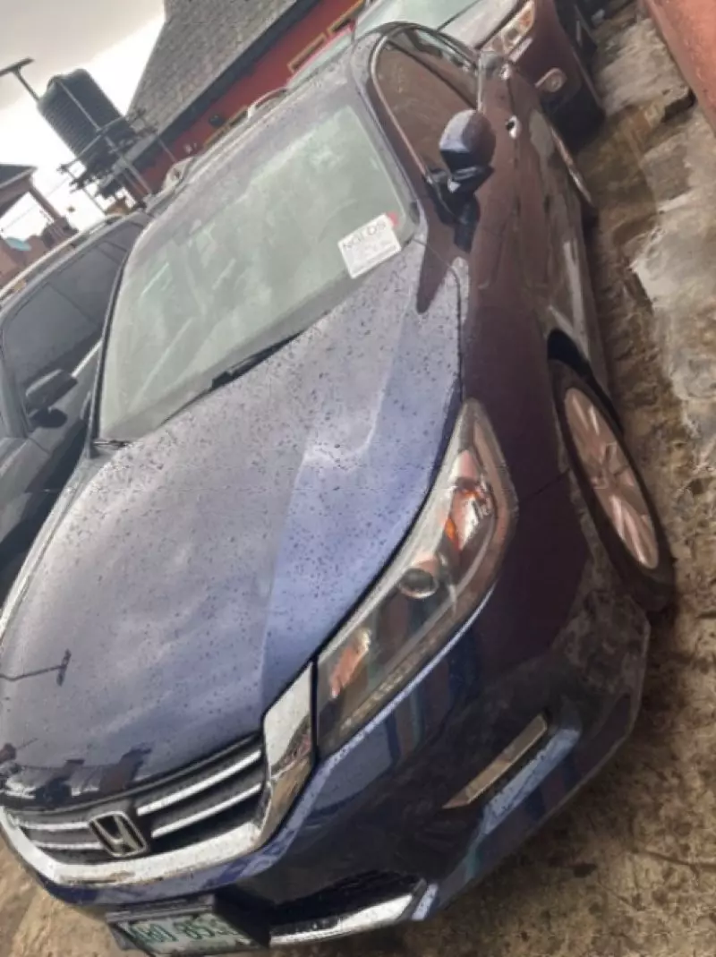 Honda Accord   - 2013