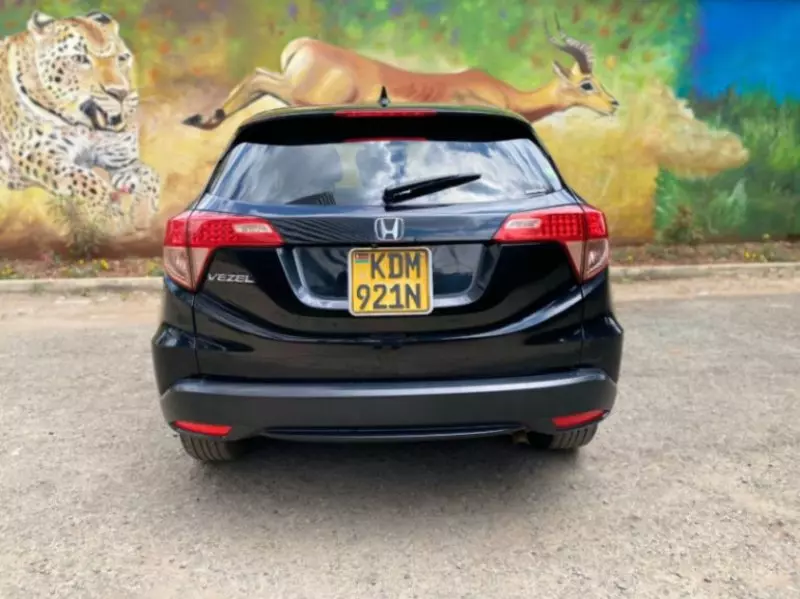 Honda Vezel    - 2016