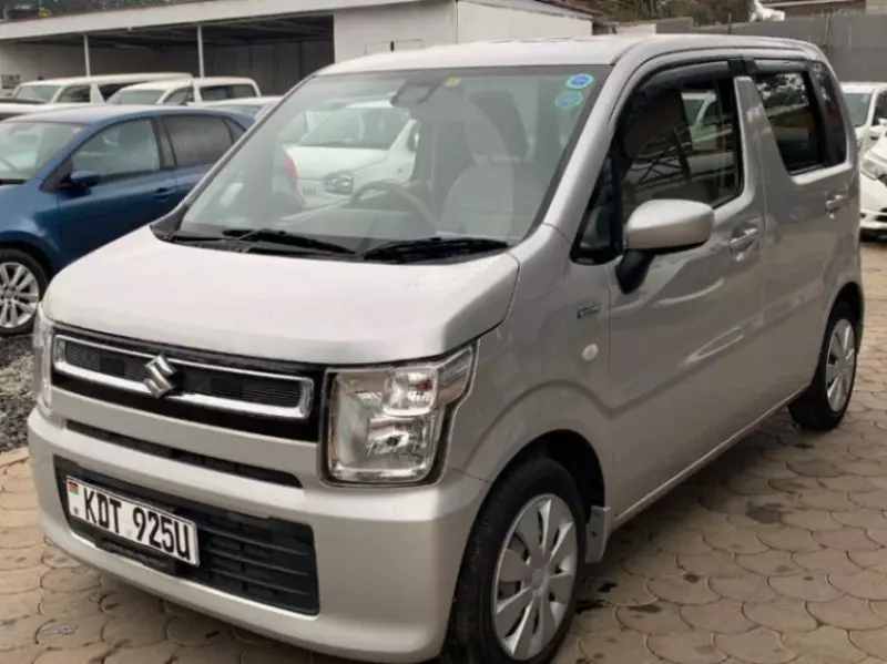 SUZUKI Wagon R   - 2019