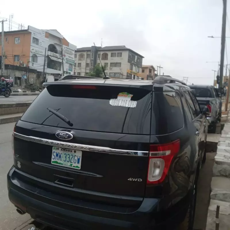 Ford EXPLORER 3.5L - 2012