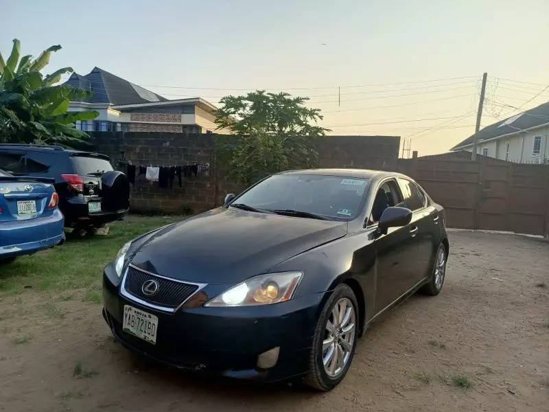 Lexus IS 250