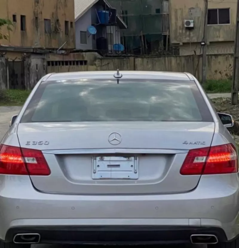 Mercedes-Benz E 350   - 2010