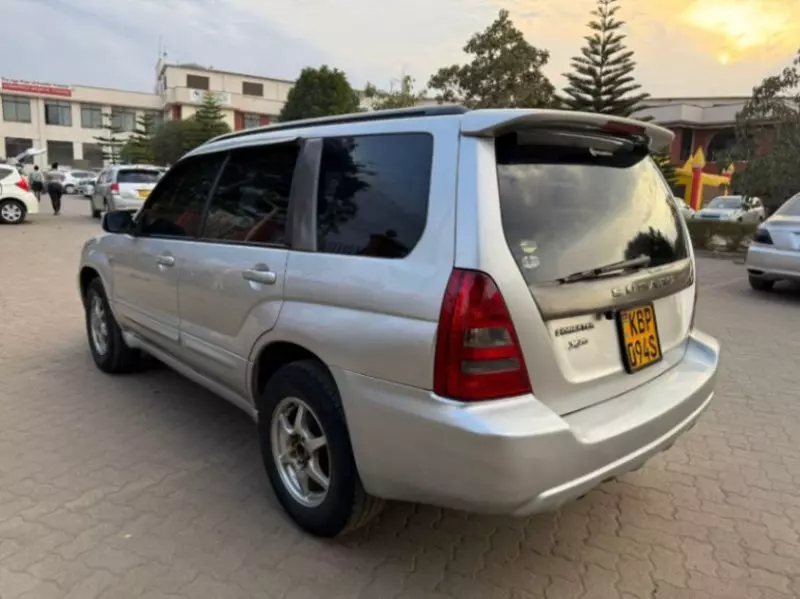 Subaru Forester   - 2006