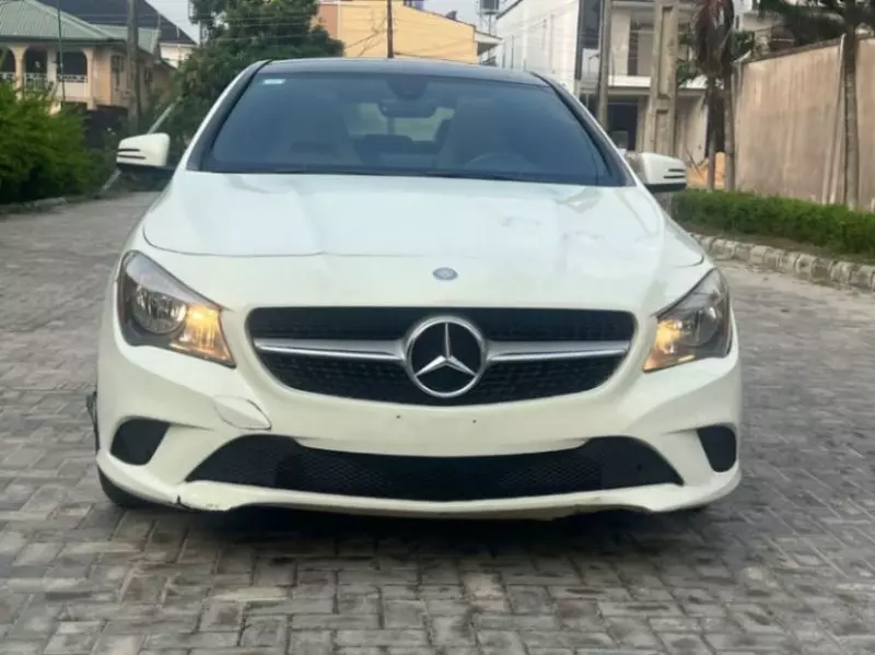 Mercedes-Benz CLA-Class   - 2015