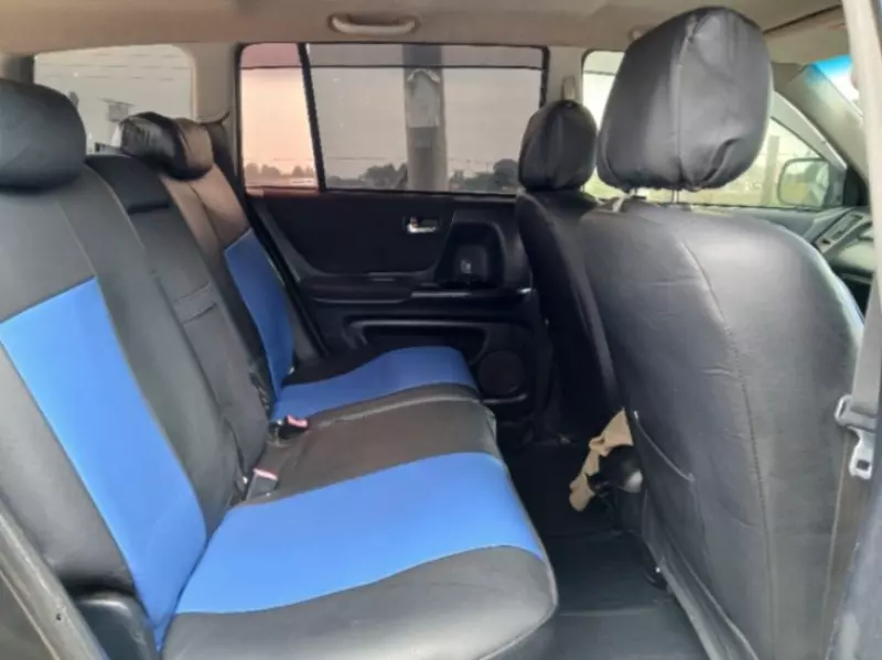 Toyota kluger   - 2004