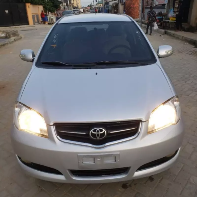 Toyota Vios   - 2011