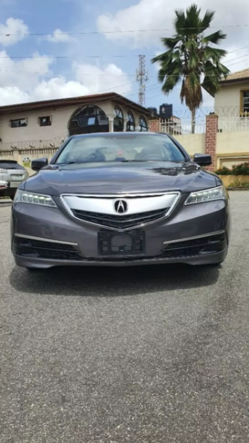 Acura TLX   - 2017