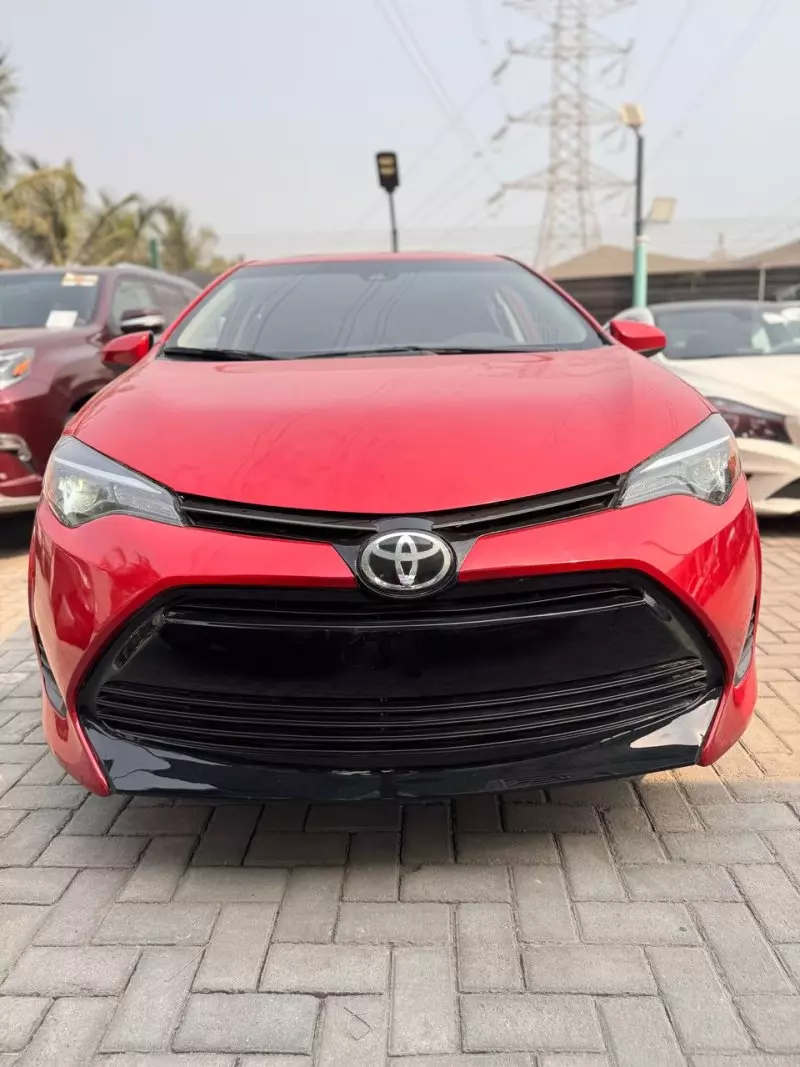 Toyota corolla   - 2019
