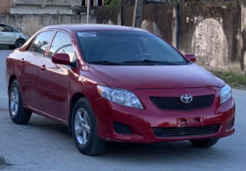 Toyota Corolla   - 2013