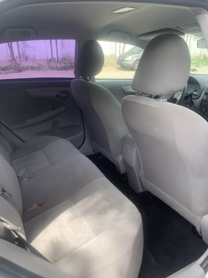 Toyota corolla   - 2009