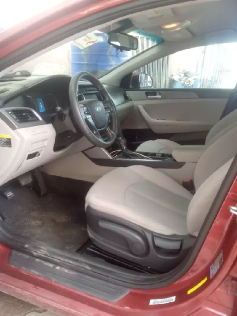 Hyundai Sonata   - 2015