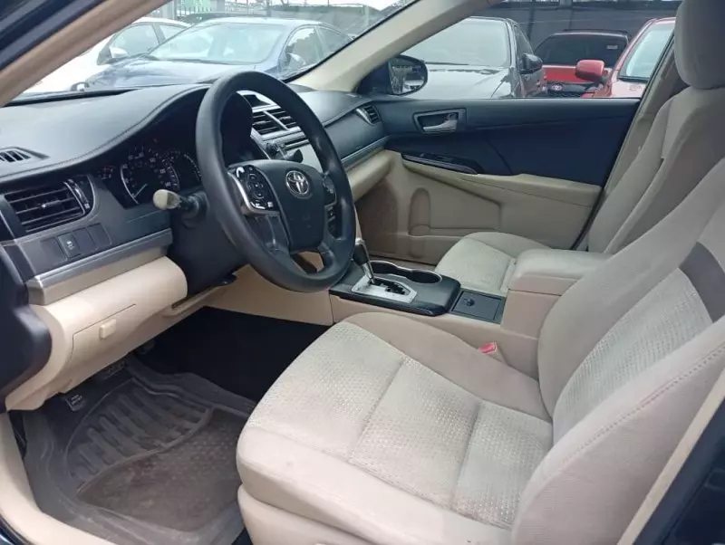 Toyota Camry   - 2013