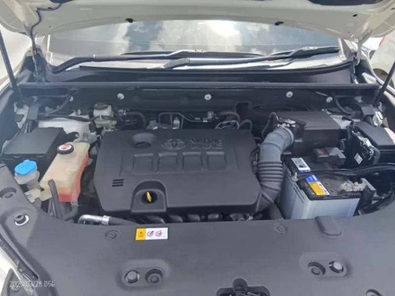 Toyota Harrier   - 2018