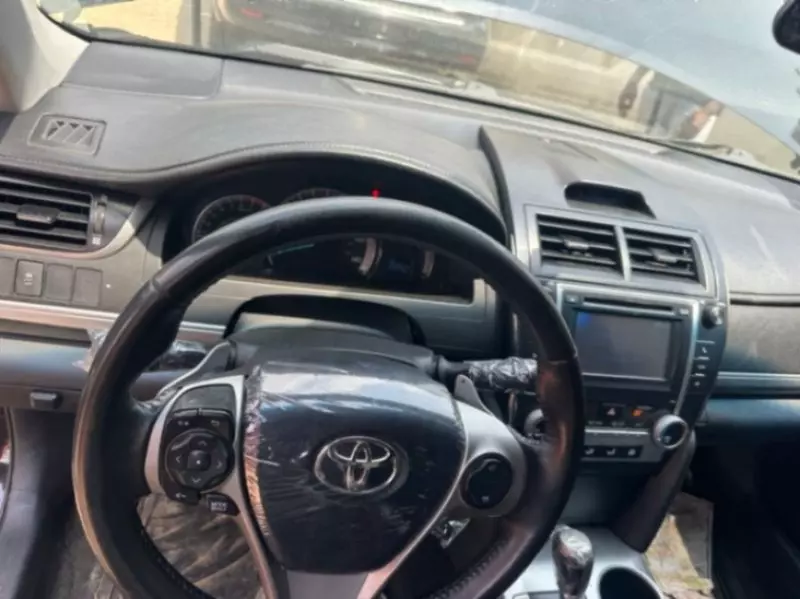 Toyota Camry - 2013
