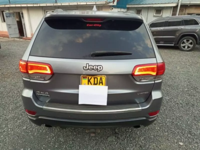JEEP Grand Cherokee   - 2013