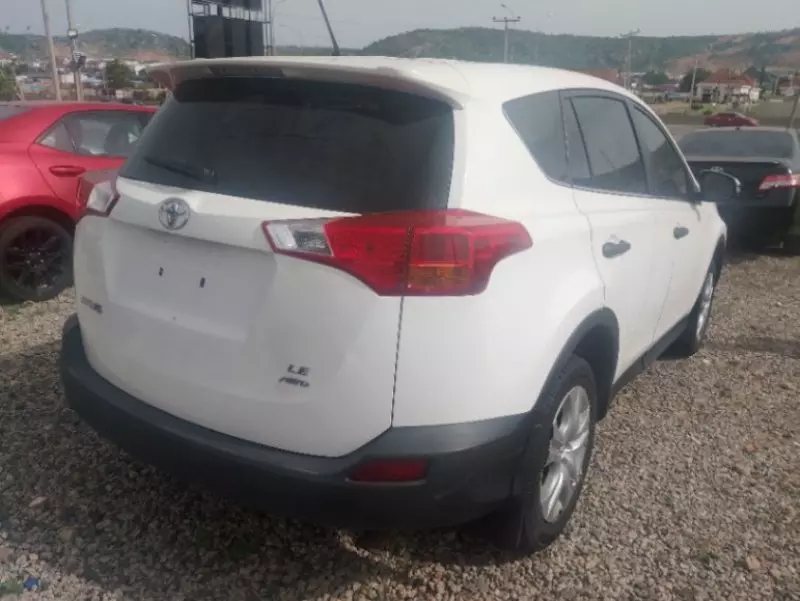 Toyota Rav4   - 2013