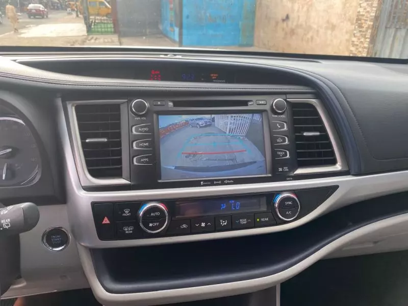 Toyota Grand Highlander   - 2017