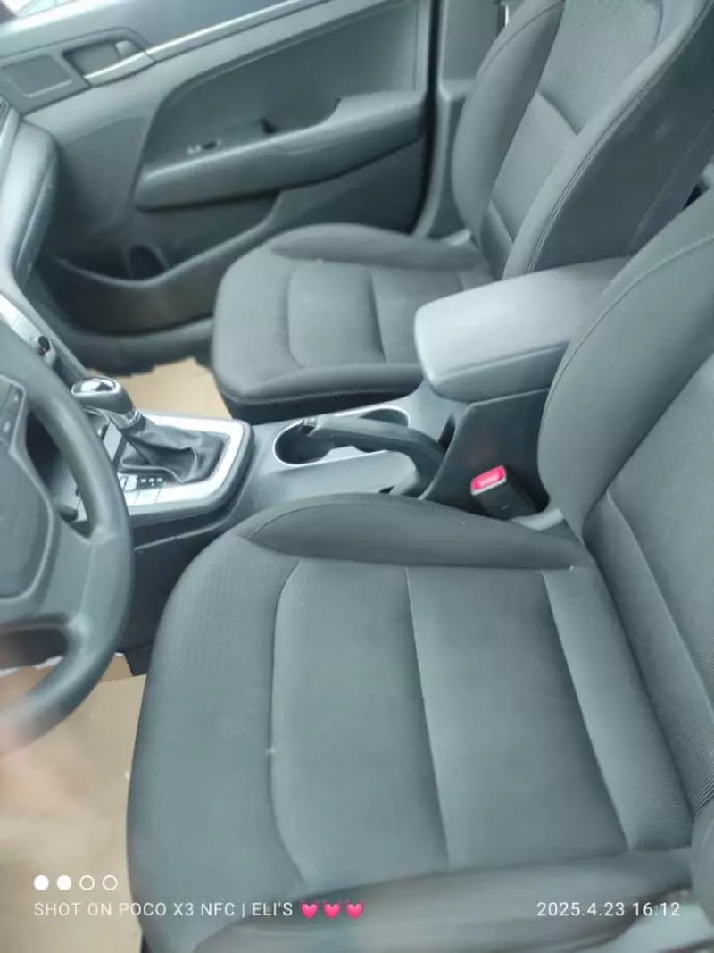 Hyundai Elantra   - 2017