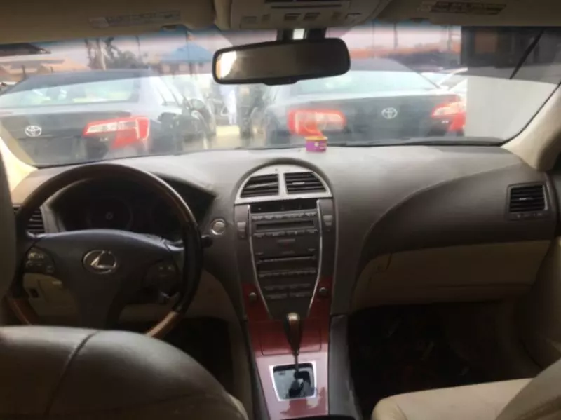 Lexus ES 350   - 2009