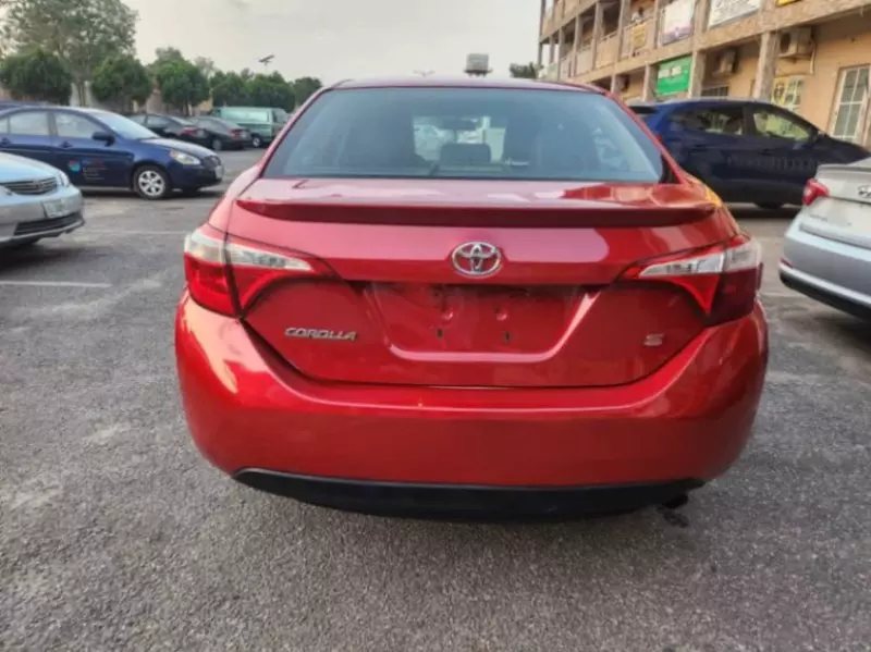 Toyota Corolla   - 2014