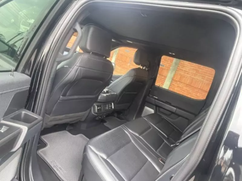 Ford F-150   - 2024