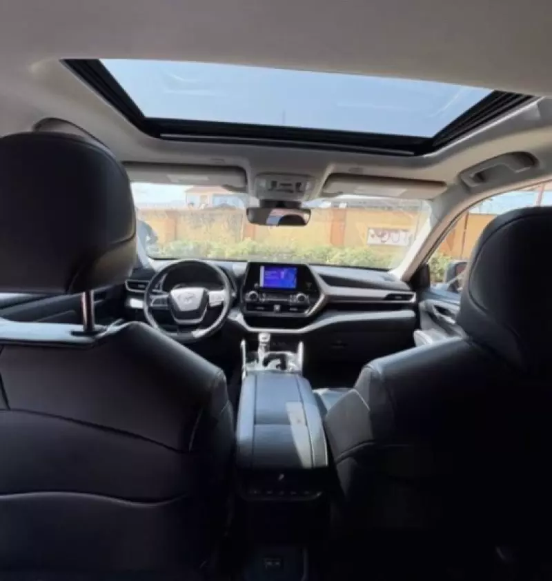 Toyota Highlander   - 2023