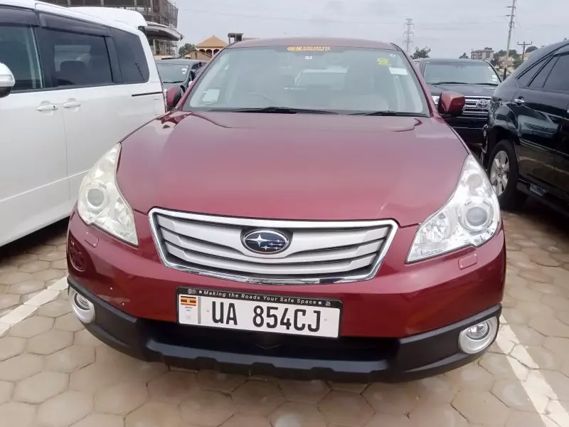 Subaru Outback   - 2010
