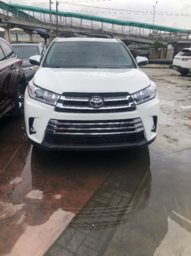 Toyota Highlander   - 2009