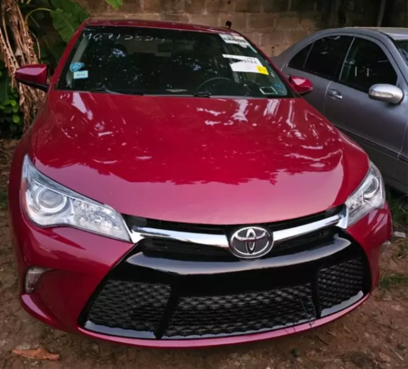 Toyota Camry   - 2015