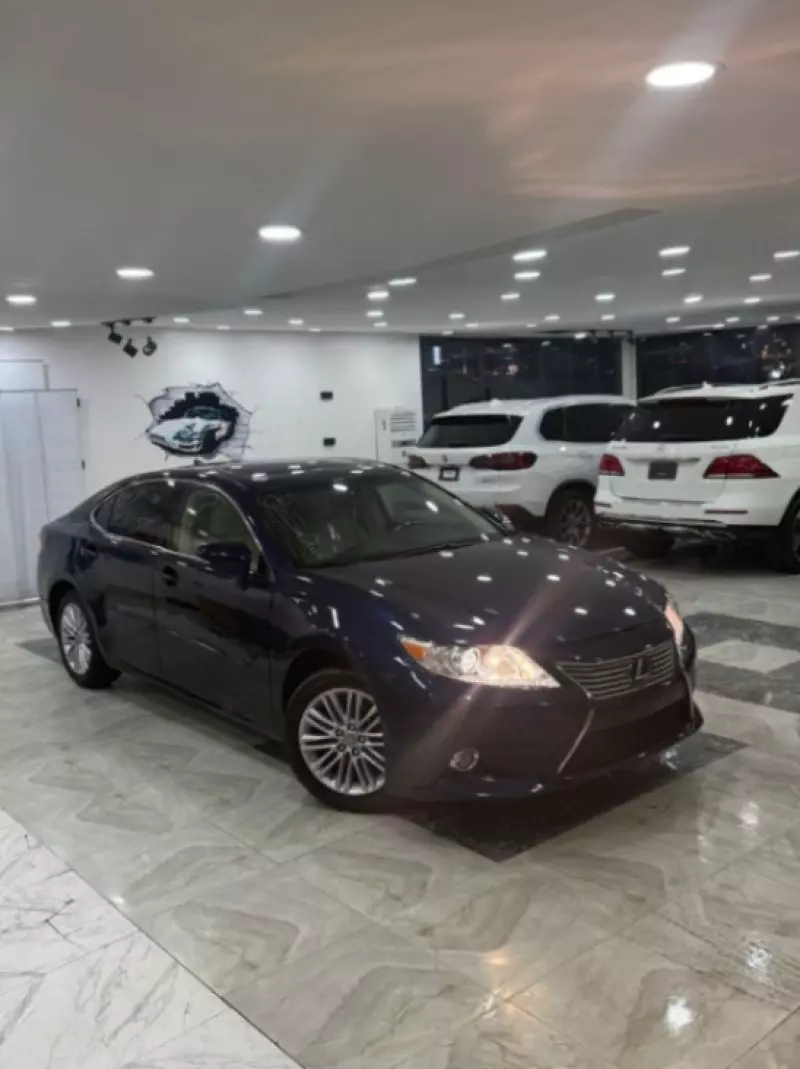 Lexus ES 350   - 2015