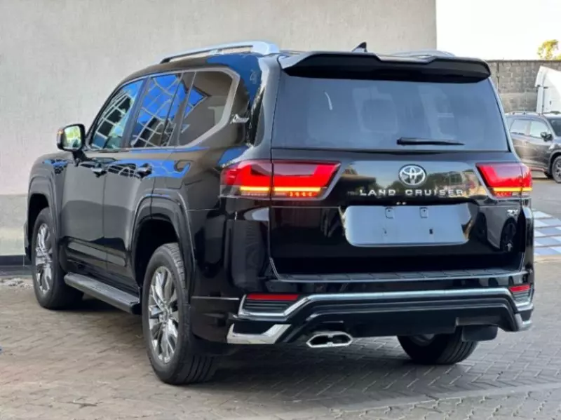 Toyota Landcruiser ZX