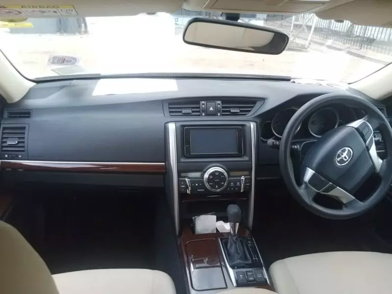 Toyota Mark X   - 2013