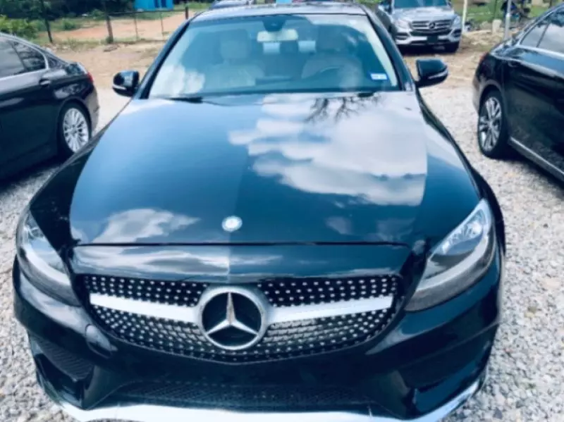 Mercedes-Benz C 300   - 2015
