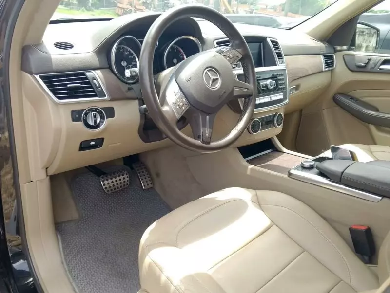 Mercedes-Benz ML 400   - 2015