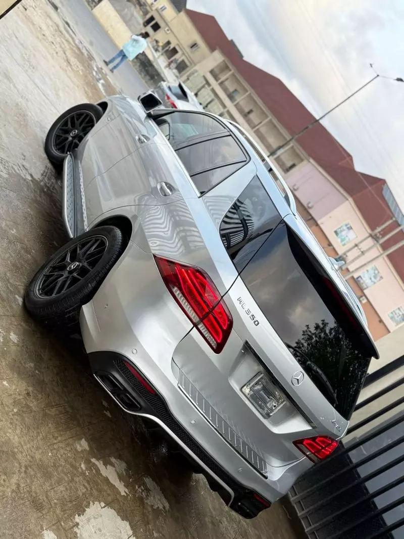 Mercedes-Benz ML 350   - 2012