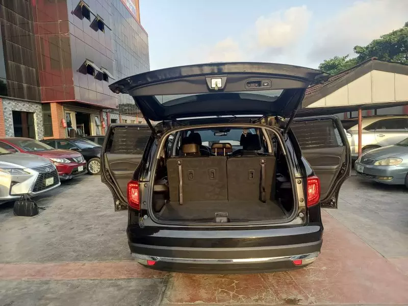 Honda Pilot   - 2017