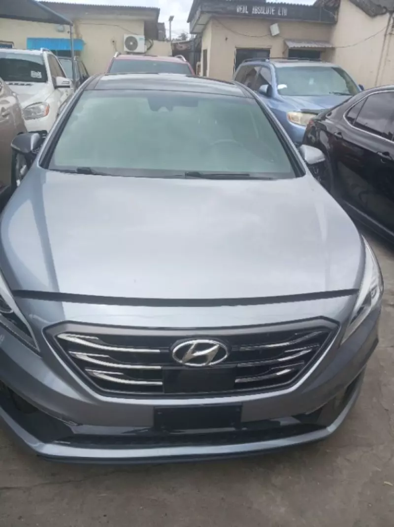 Hyundai Sonata   - 2017