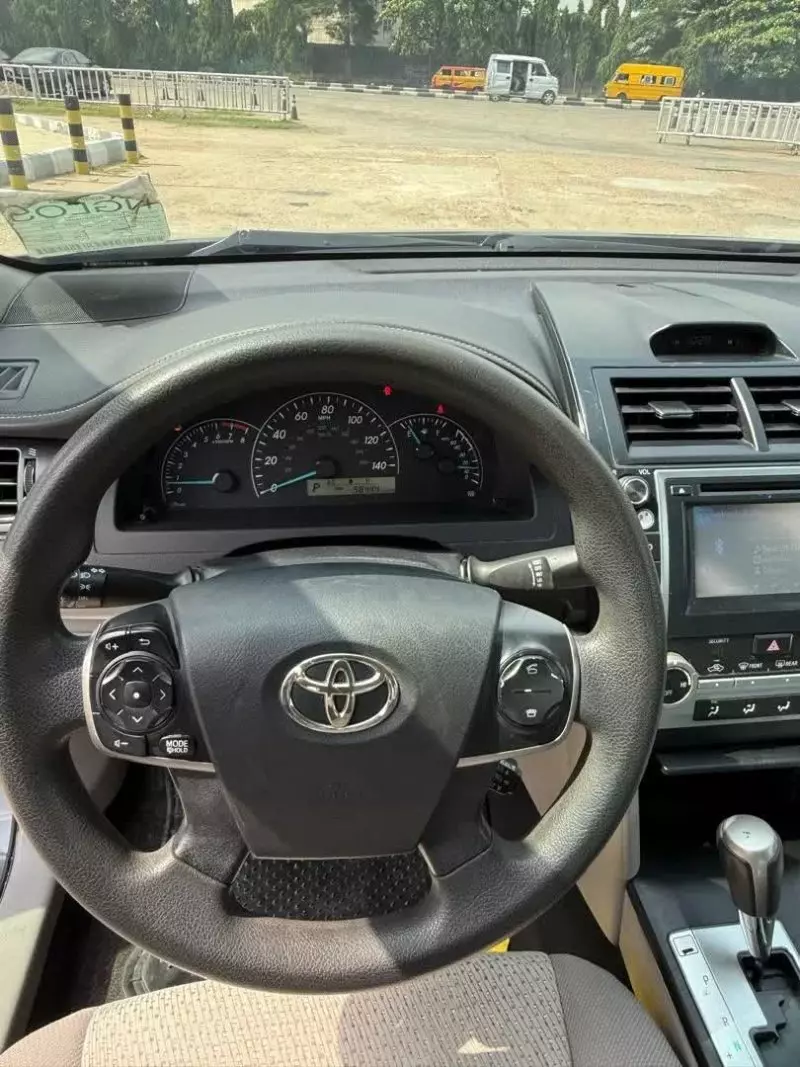 Toyota Camry   - 2012