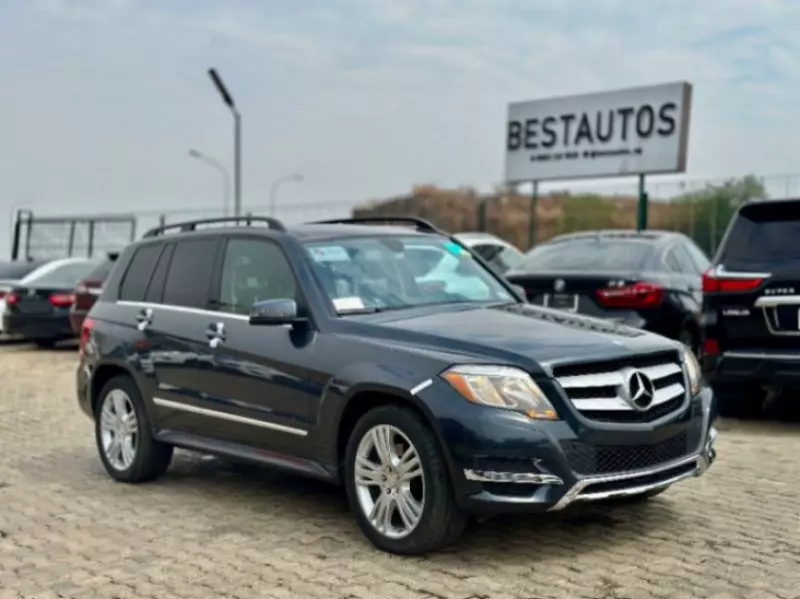 Mercedes-Benz GLK 350   - 2013
