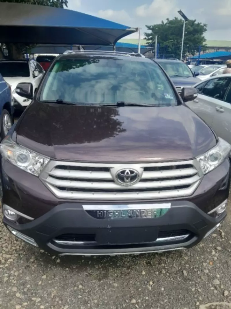 Toyota Highlander   - 2009