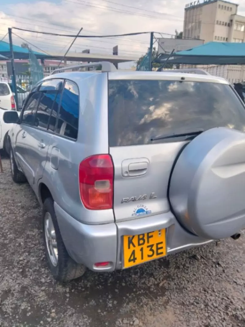 Toyota RAV4   - 2012