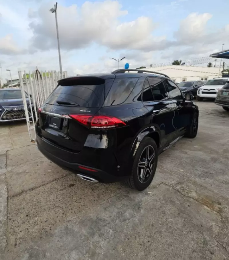 Mercedes-Benz GLE-Class   - 2020