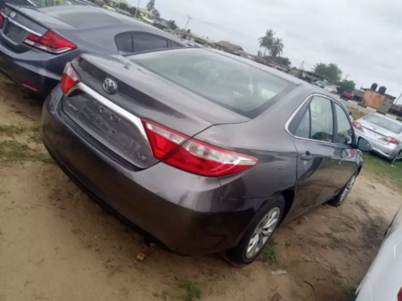 Toyota Camry   - 2015
