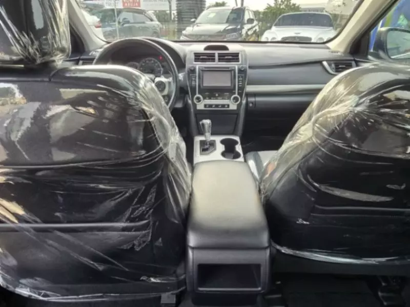 Toyota Camry   - 2012
