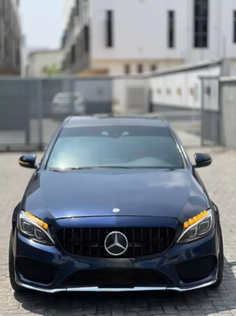 Mercedes-Benz C 300   - 2017