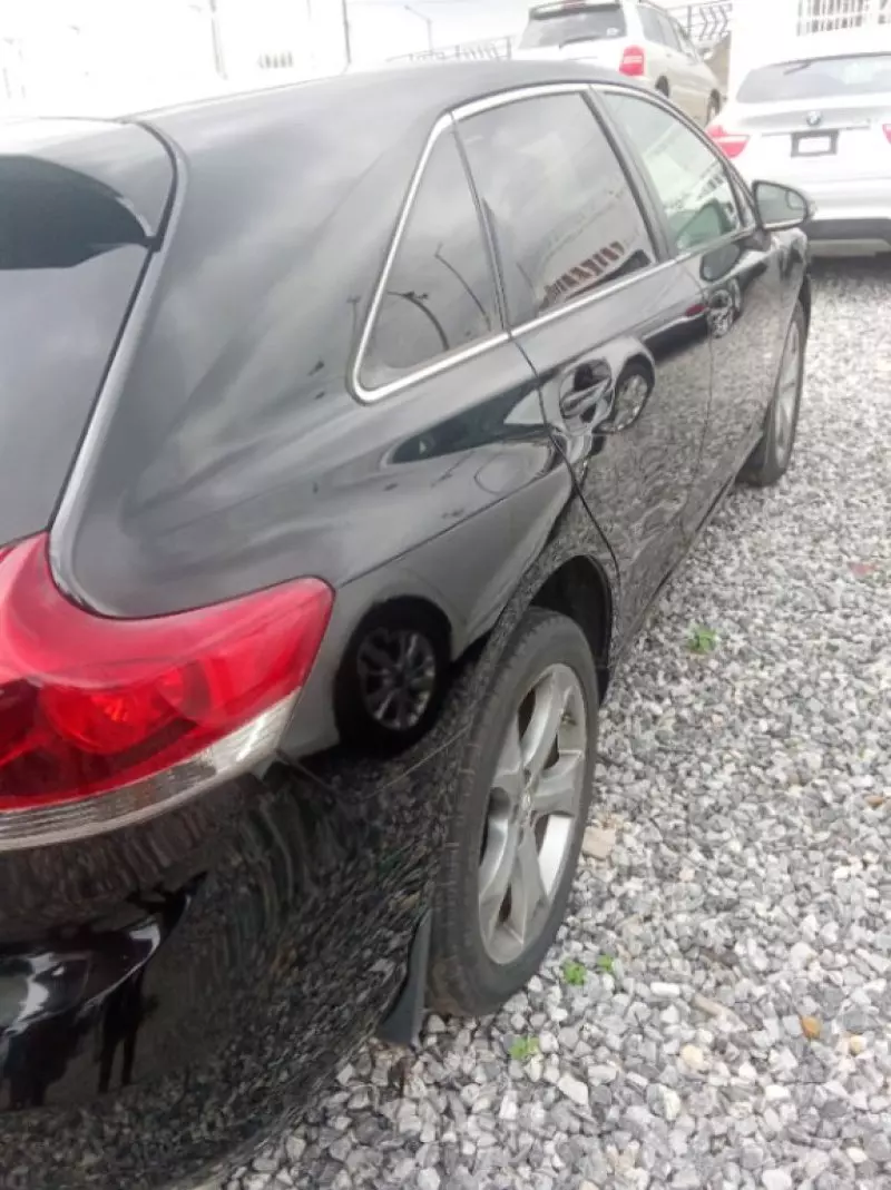 Toyota Venza   - 2014