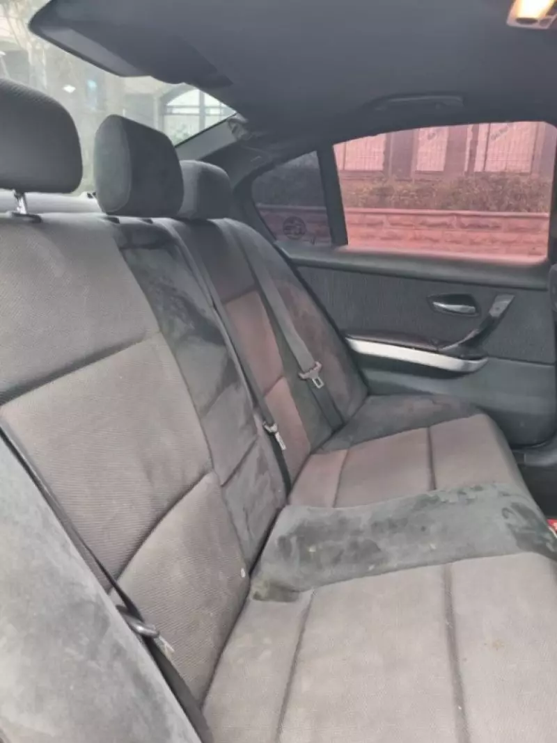 BMW 330i   - 2010