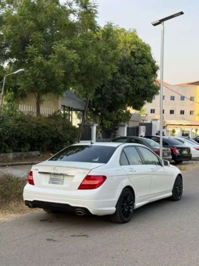 Mercedes-Benz C-Class