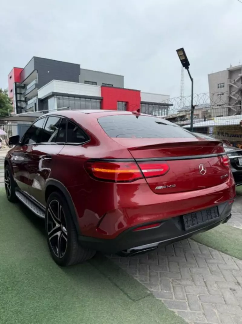 Mercedes-Benz GLE 43 AMG   - 2016